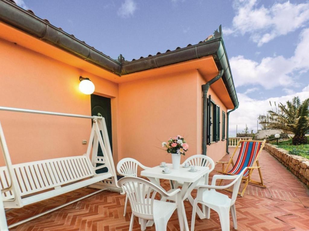 Villa La Ciaccia Валедория Екстериор снимка